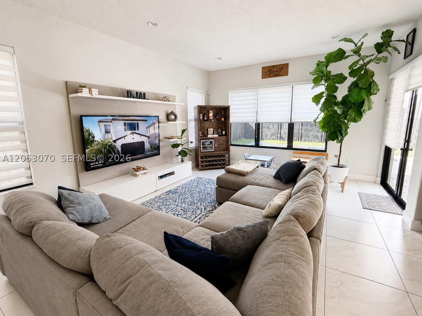 3258 W 99th Pl, Hialeah FL 33018