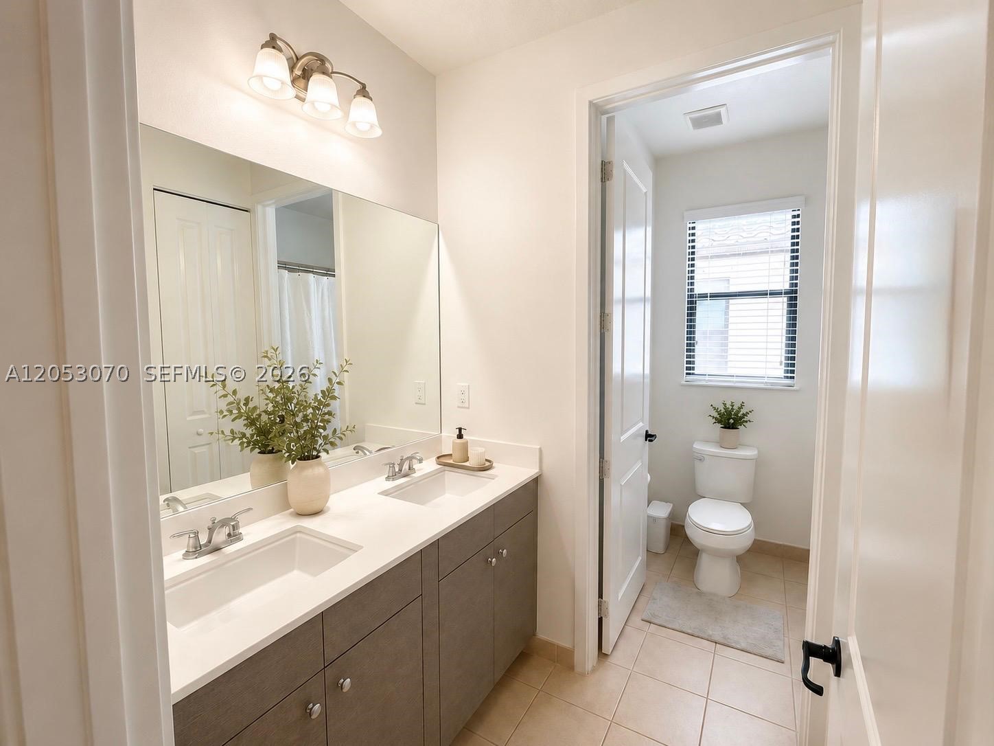 3258 W 99th Pl, Hialeah FL 33018