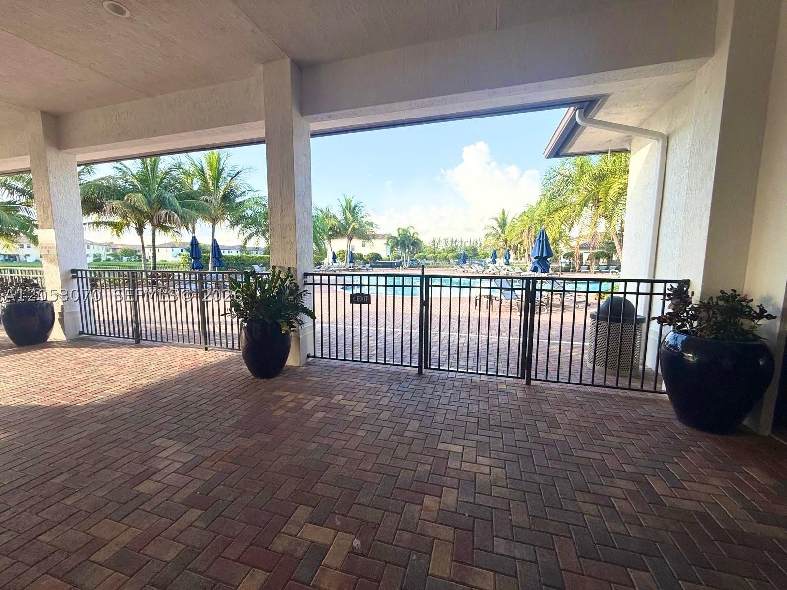 3258 W 99th Pl, Hialeah FL 33018