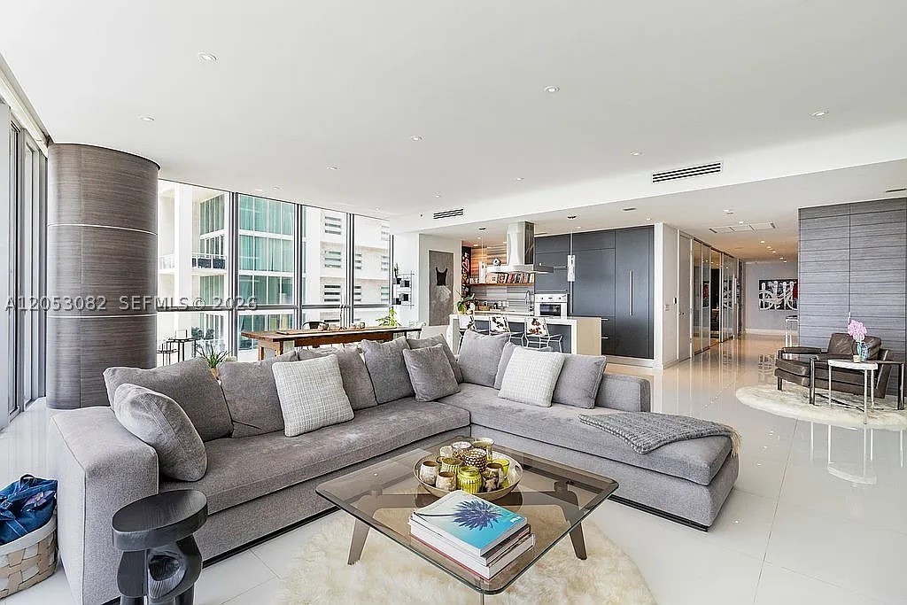 1100 Biscayne Blvd #1501, Miami FL 33132