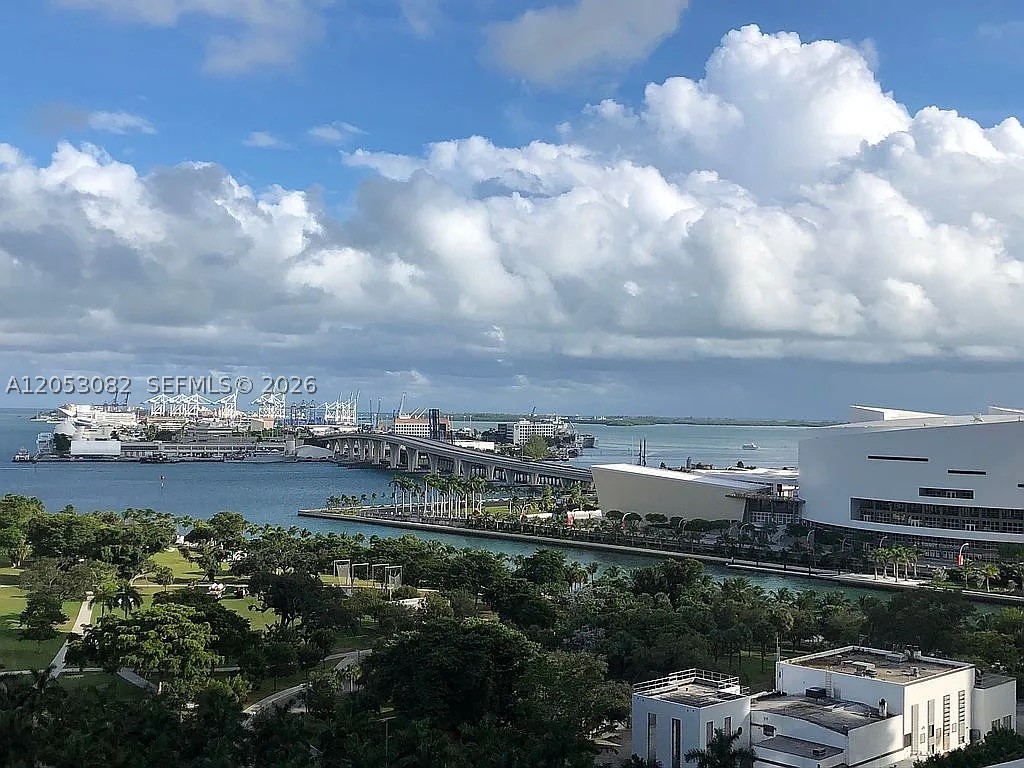 1100 Biscayne Blvd #1501, Miami FL 33132