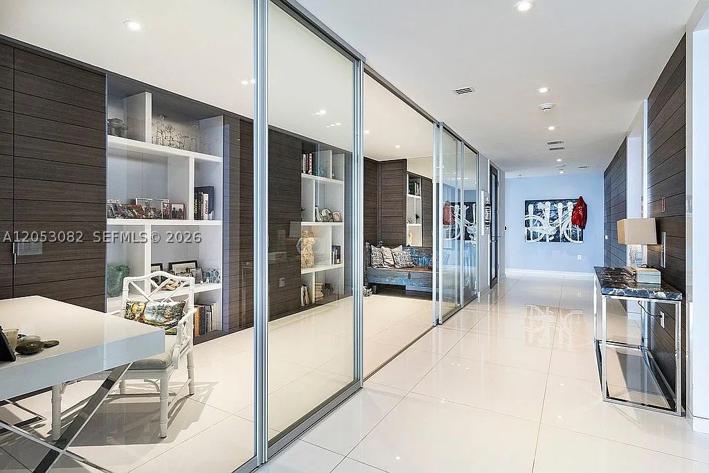 1100 Biscayne Blvd #1501, Miami FL 33132