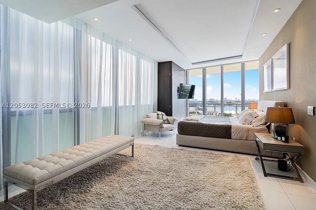 1100 Biscayne Blvd #1501, Miami FL 33132