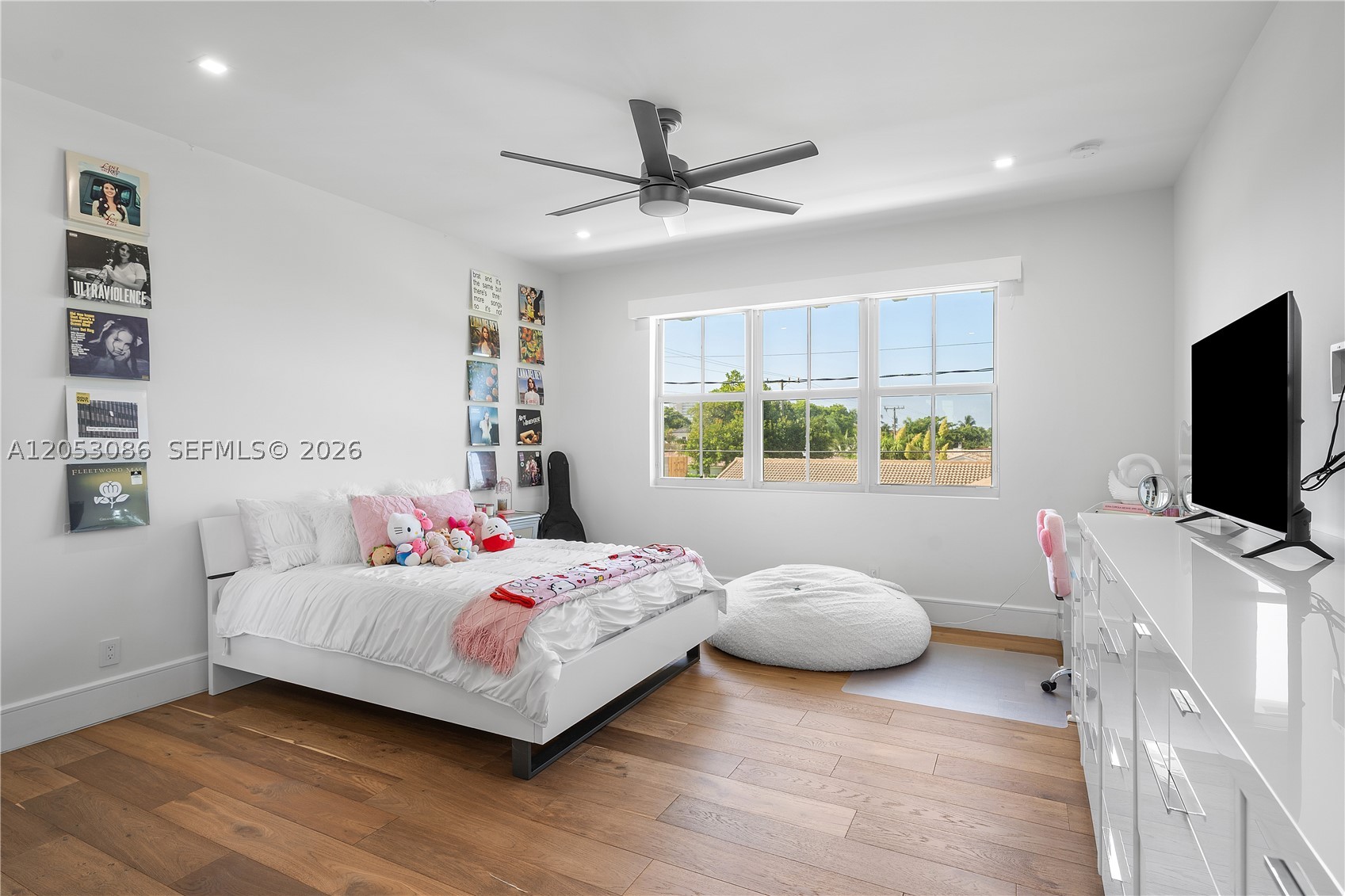 728 Malaga Dr, Boca Raton FL 33432