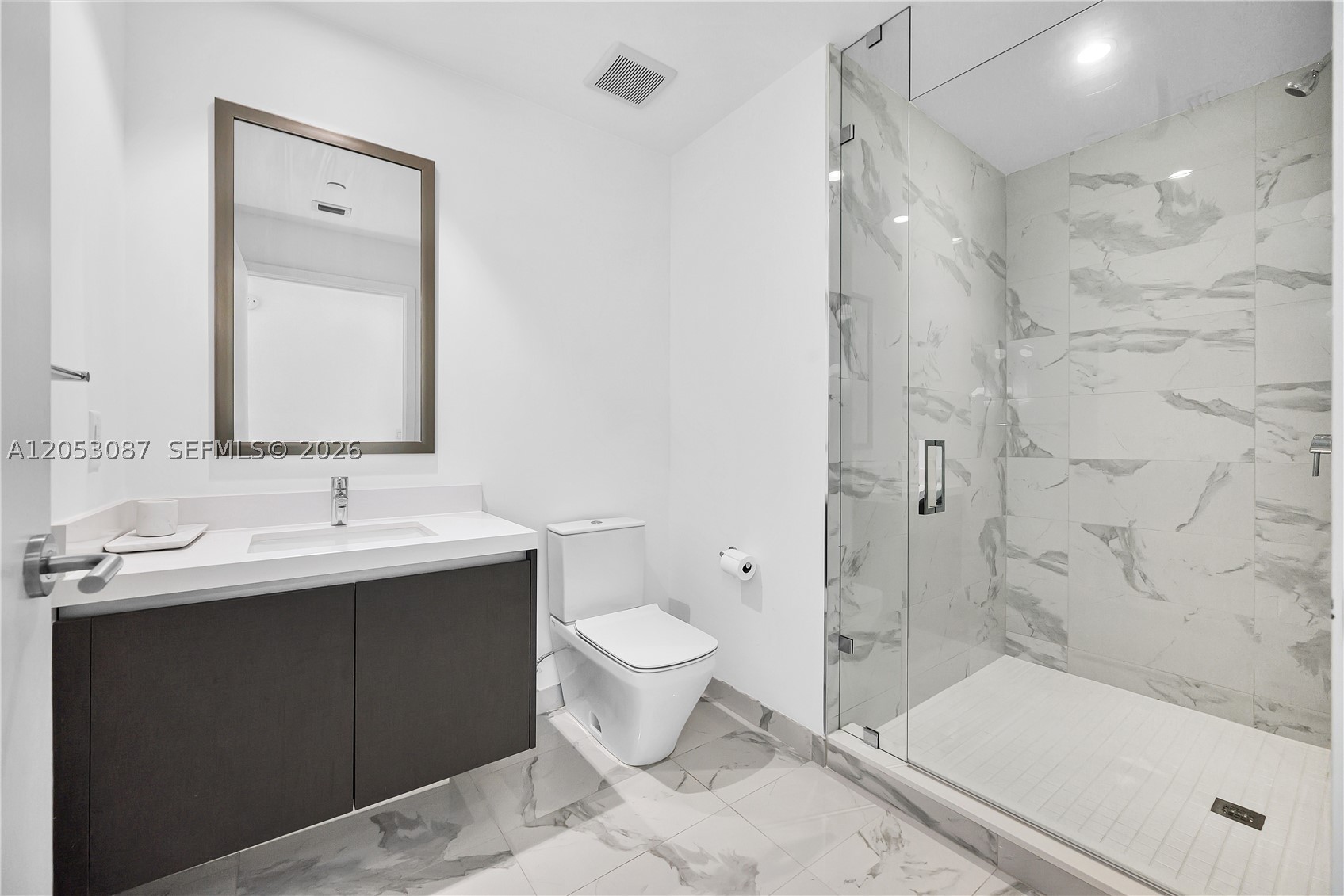 851 NE 1st Ave #1701, Miami FL 33132
