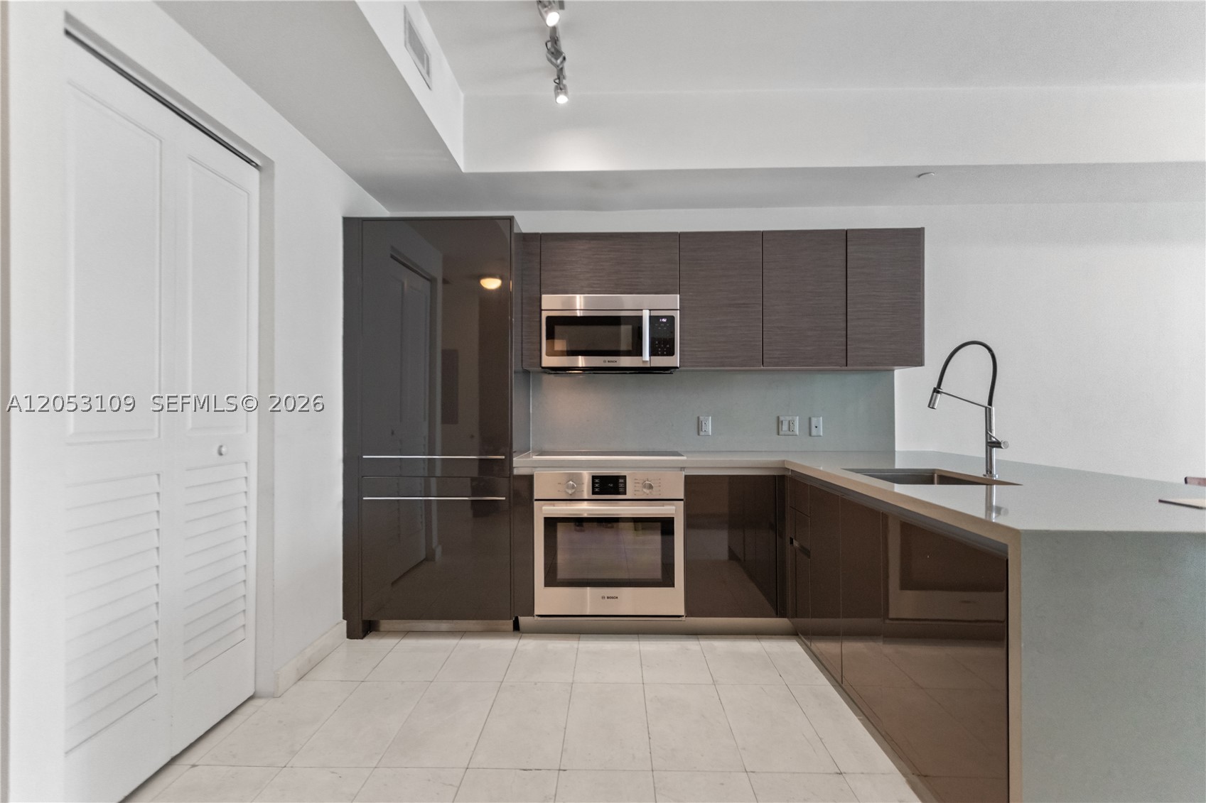 1080 Brickell Ave #1602, Miami FL 33131