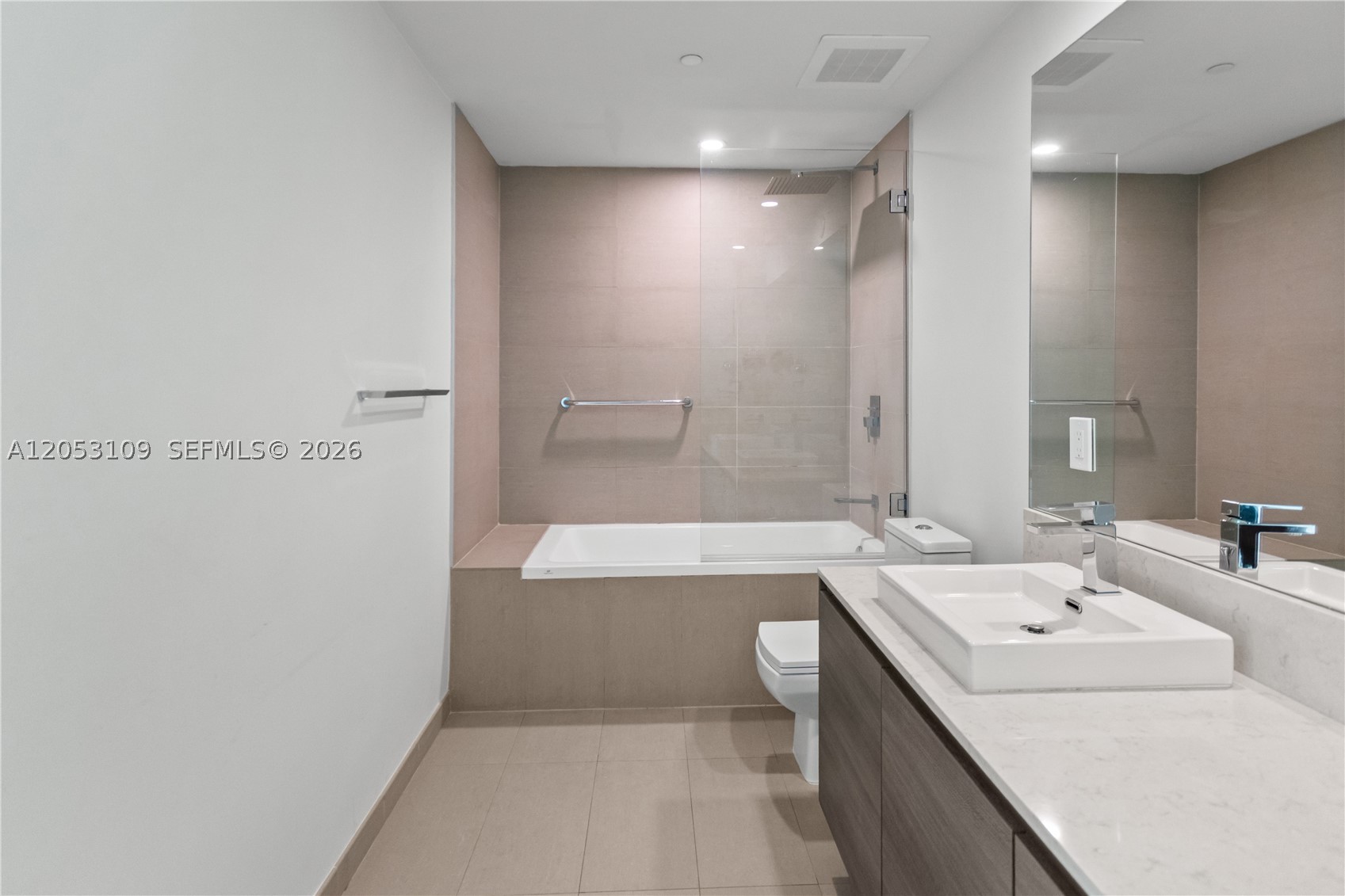 1080 Brickell Ave #1602, Miami FL 33131