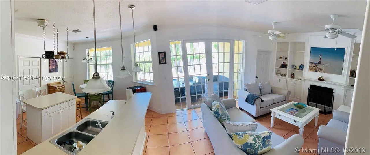16141 SW 96th Ter, Miami FL 33196