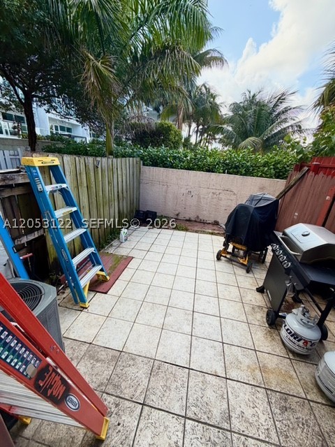1901 NW S River Dr #22C, Miami FL 33125