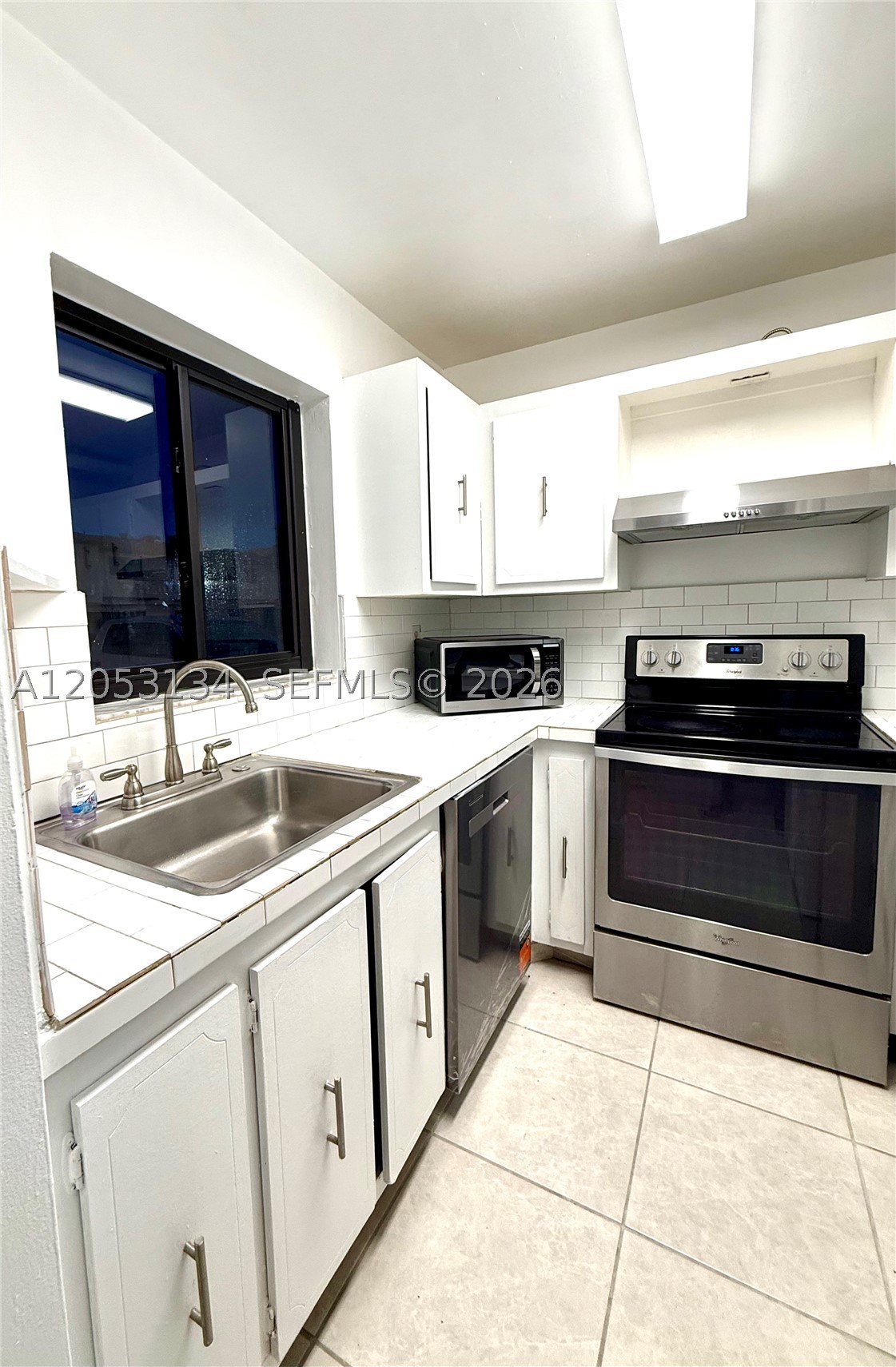 131 SW 109th Ave #L5, Sweetwater FL 33174