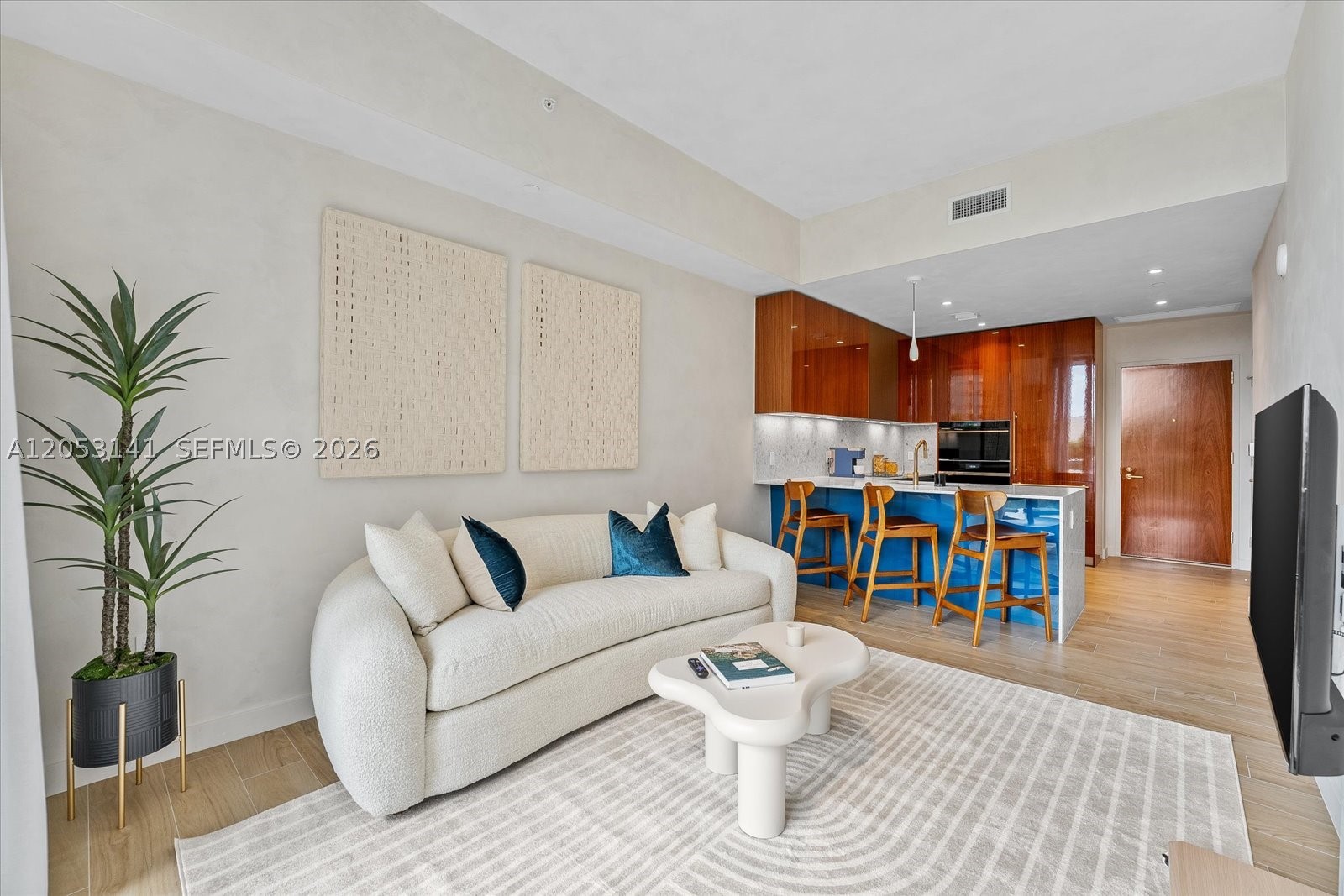 2678 Tigertail Ave #315, Miami FL 33133