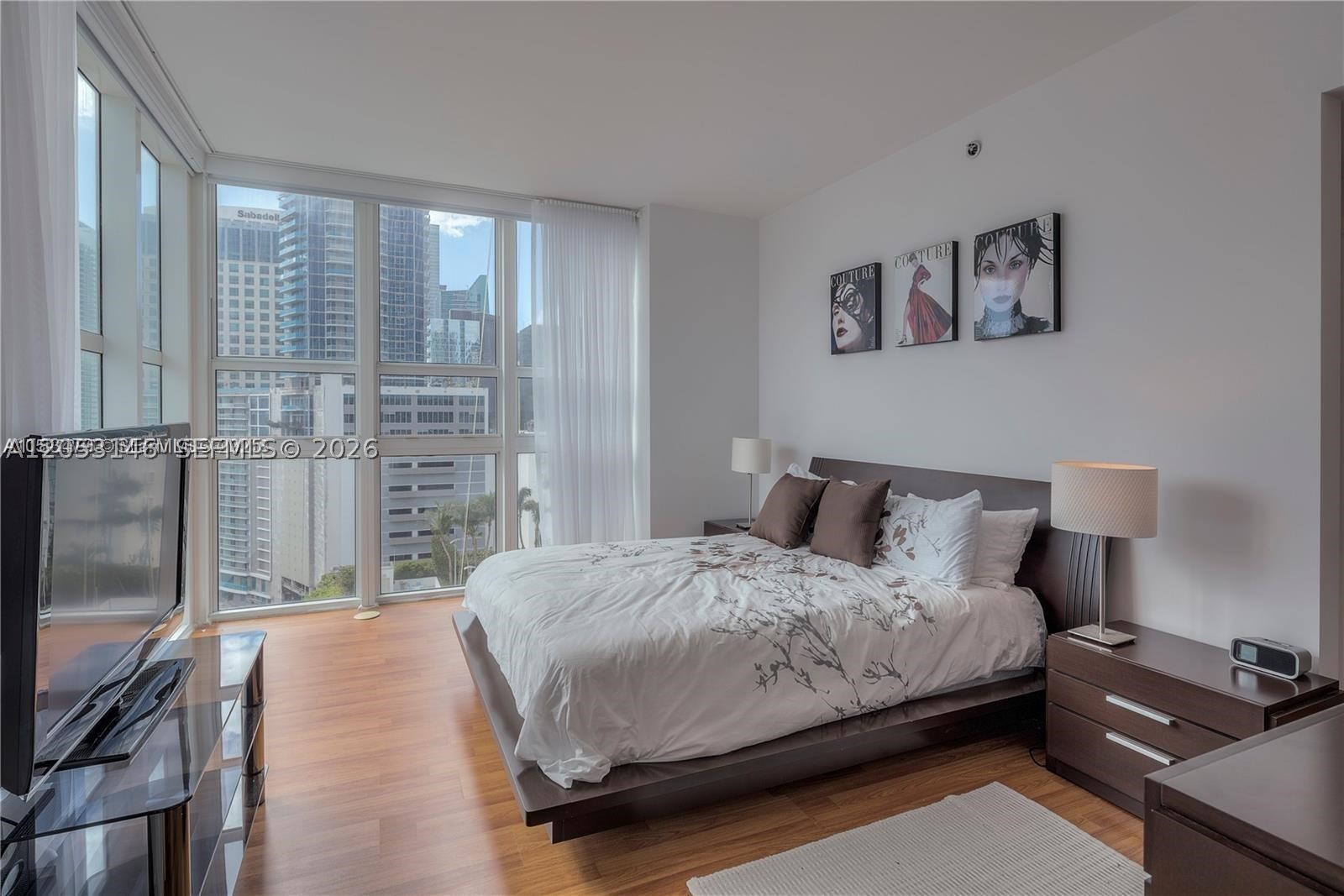 950 Brickell Bay Dr #1711, Miami FL 33131