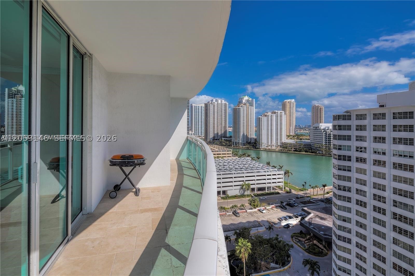 950 Brickell Bay Dr #1711, Miami FL 33131