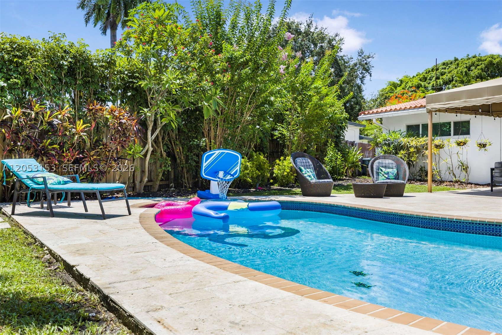 11121 Griffing Blvd, Biscayne Park FL 33161