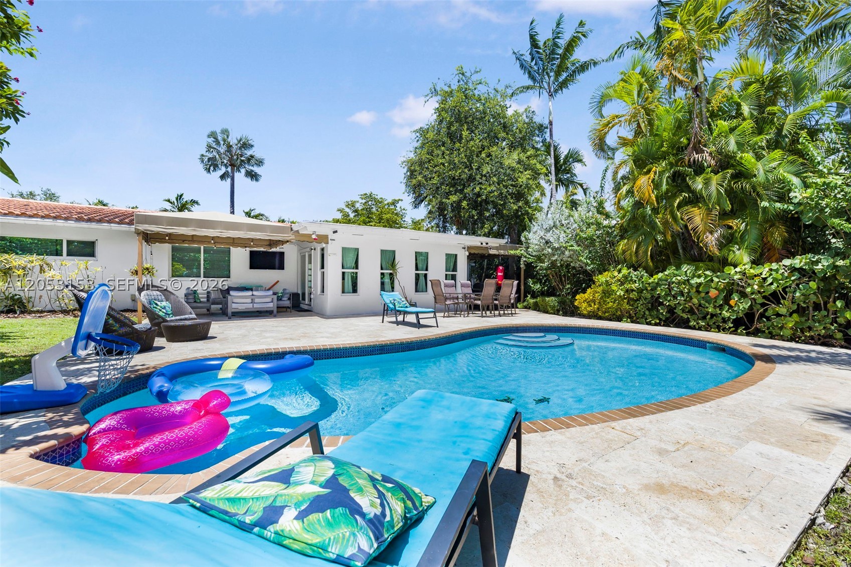 11121 Griffing Blvd, Biscayne Park FL 33161