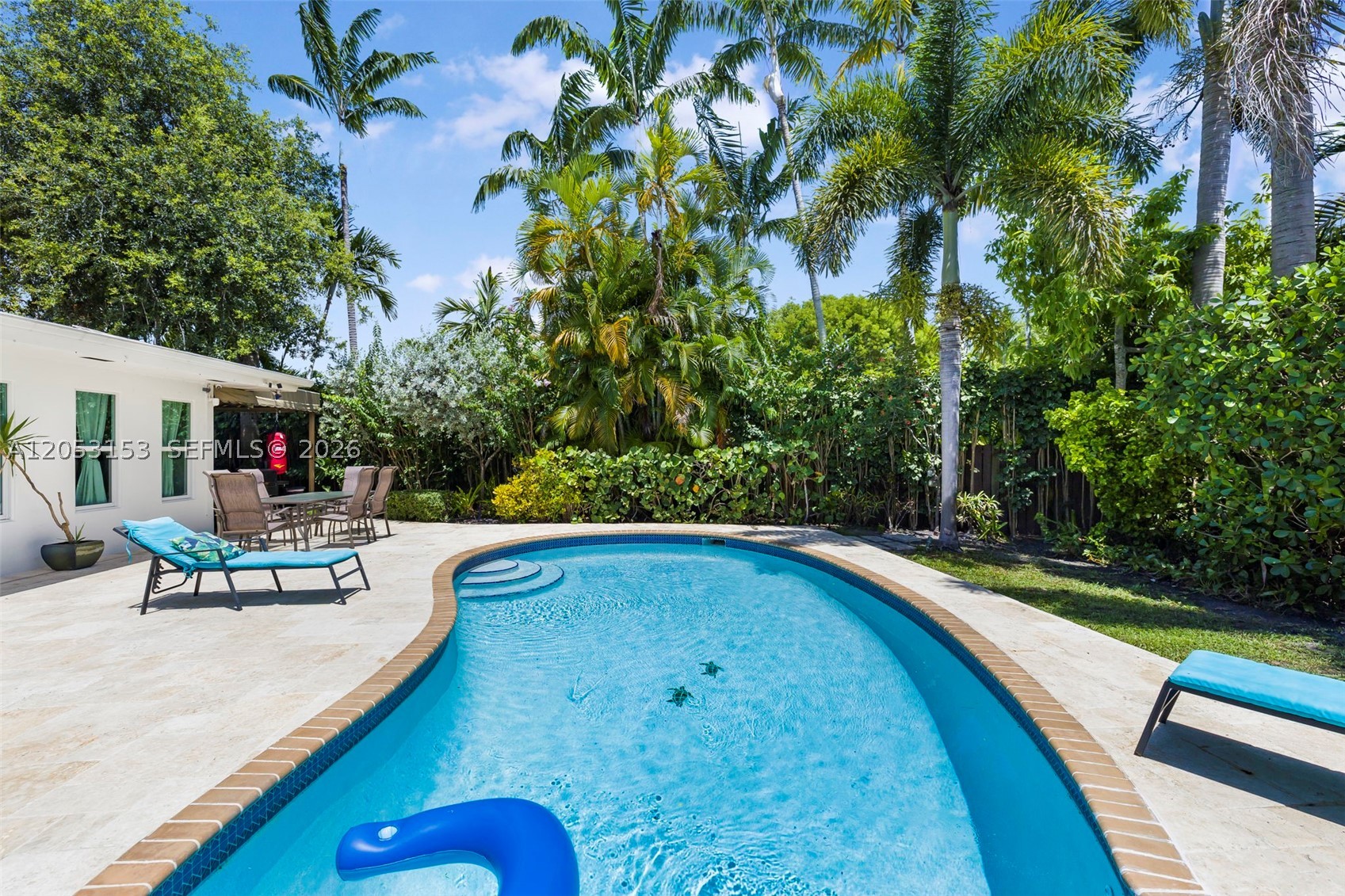 11121 Griffing Blvd, Biscayne Park FL 33161