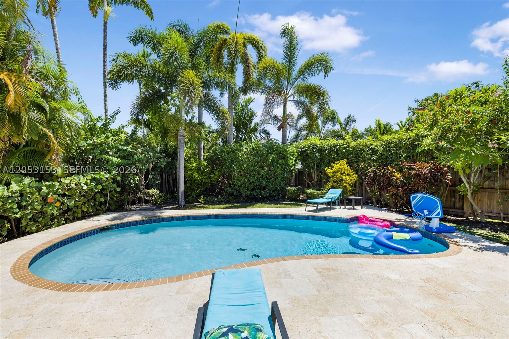 11121 Griffing Blvd, Biscayne Park FL 33161