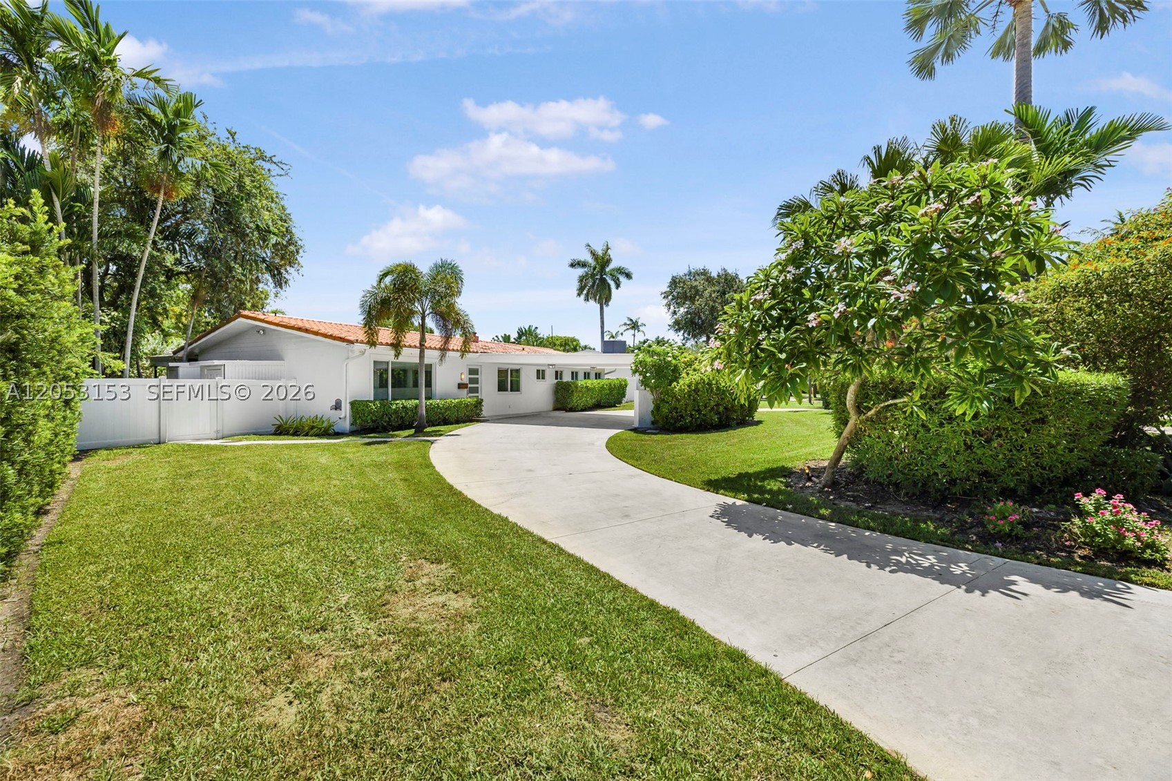 11121 Griffing Blvd, Biscayne Park FL 33161