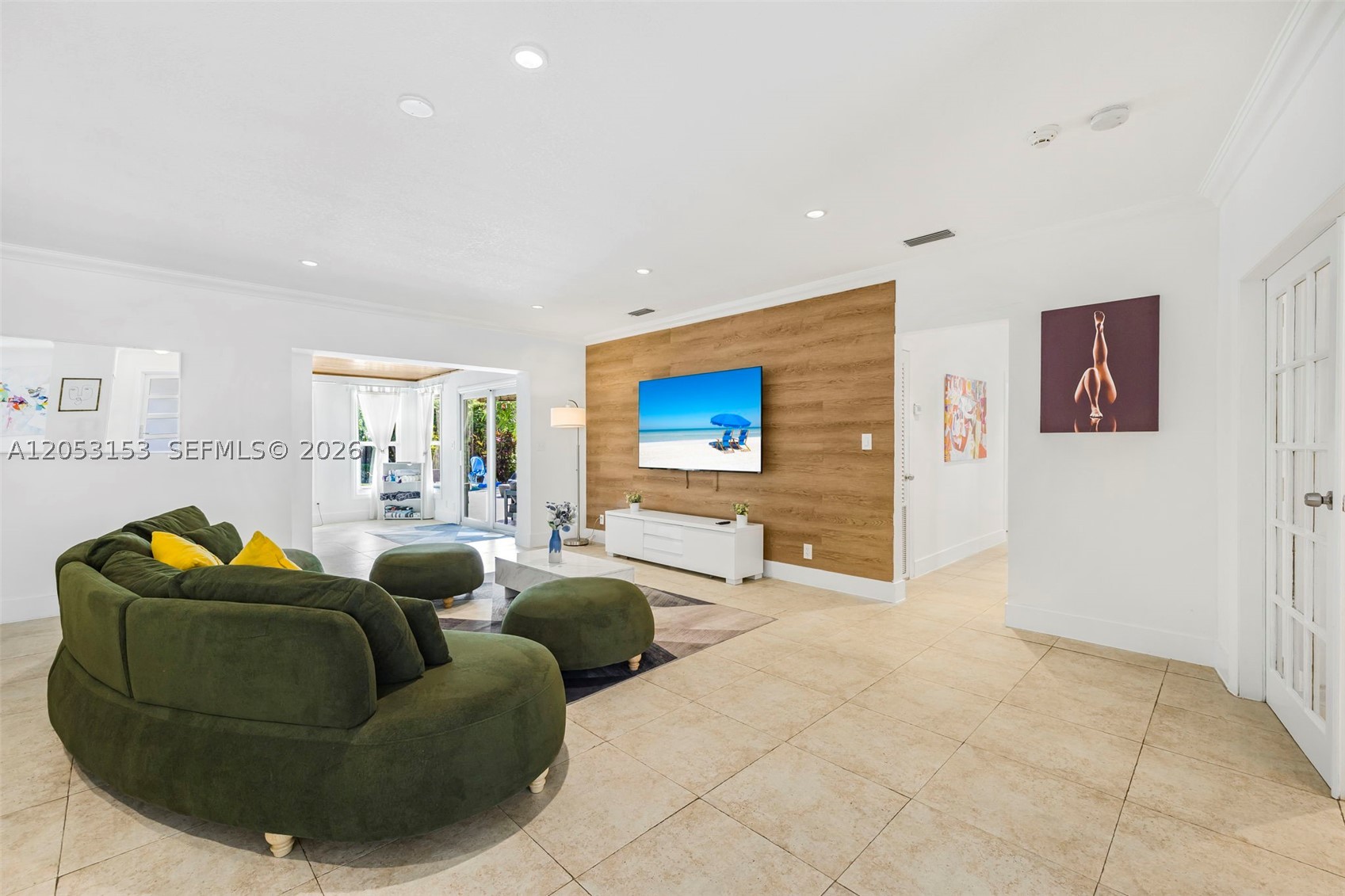 11121 Griffing Blvd, Biscayne Park FL 33161