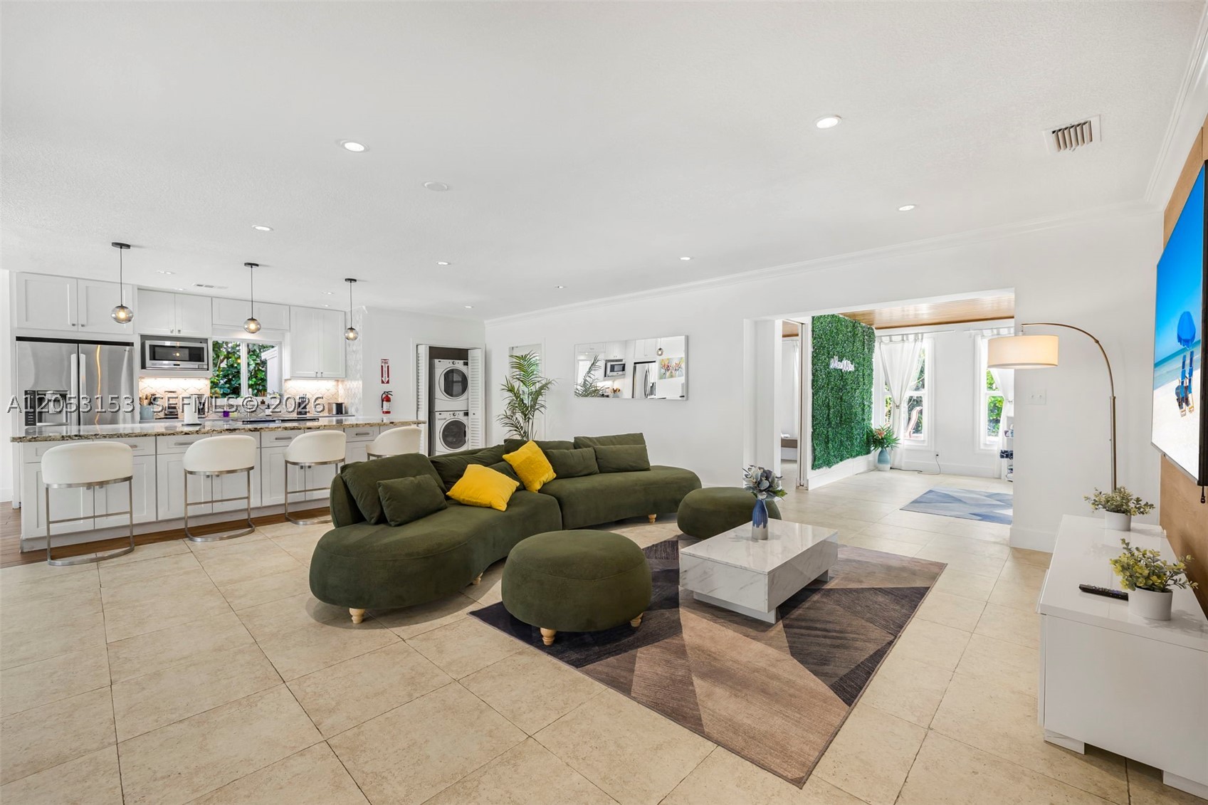 11121 Griffing Blvd, Biscayne Park FL 33161