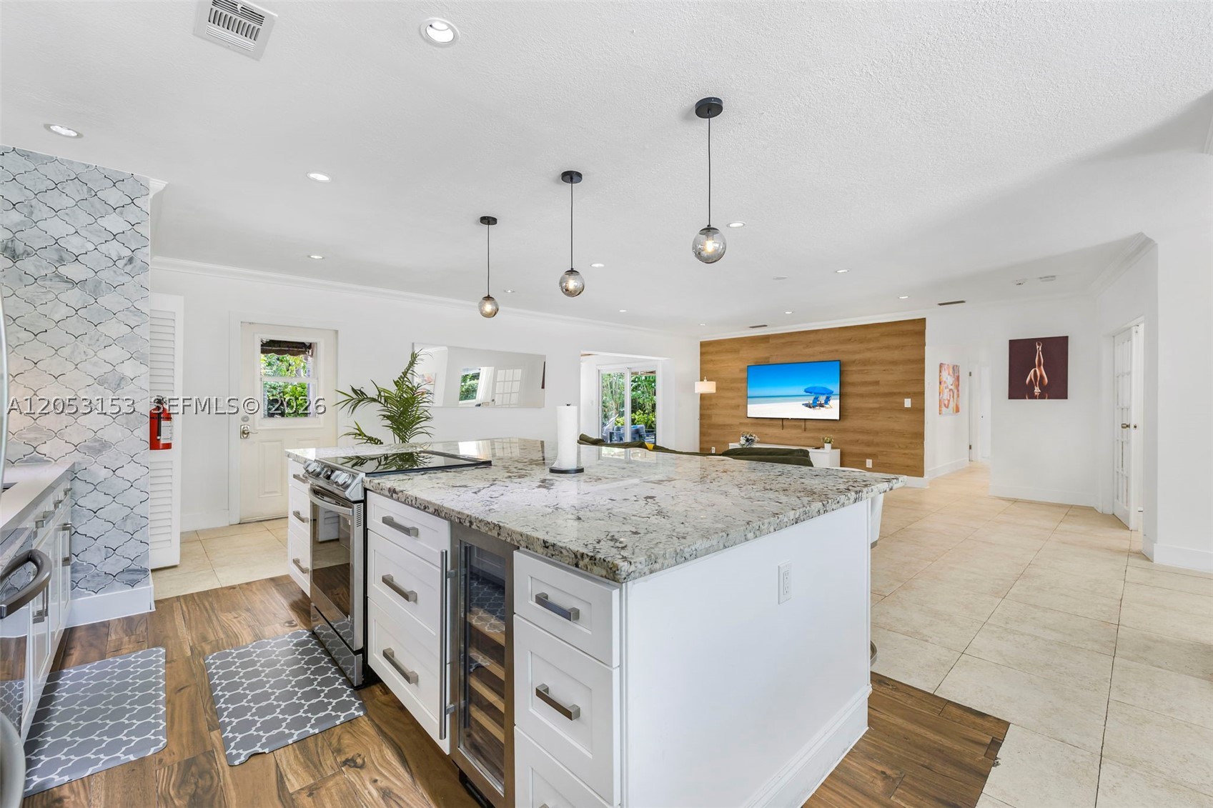 11121 Griffing Blvd, Biscayne Park FL 33161