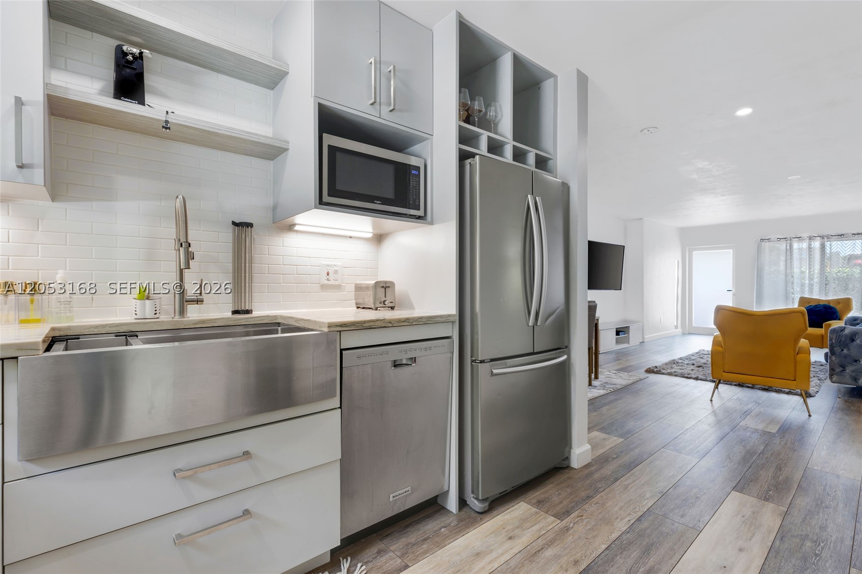 821 84th St, Miami Beach FL 33141