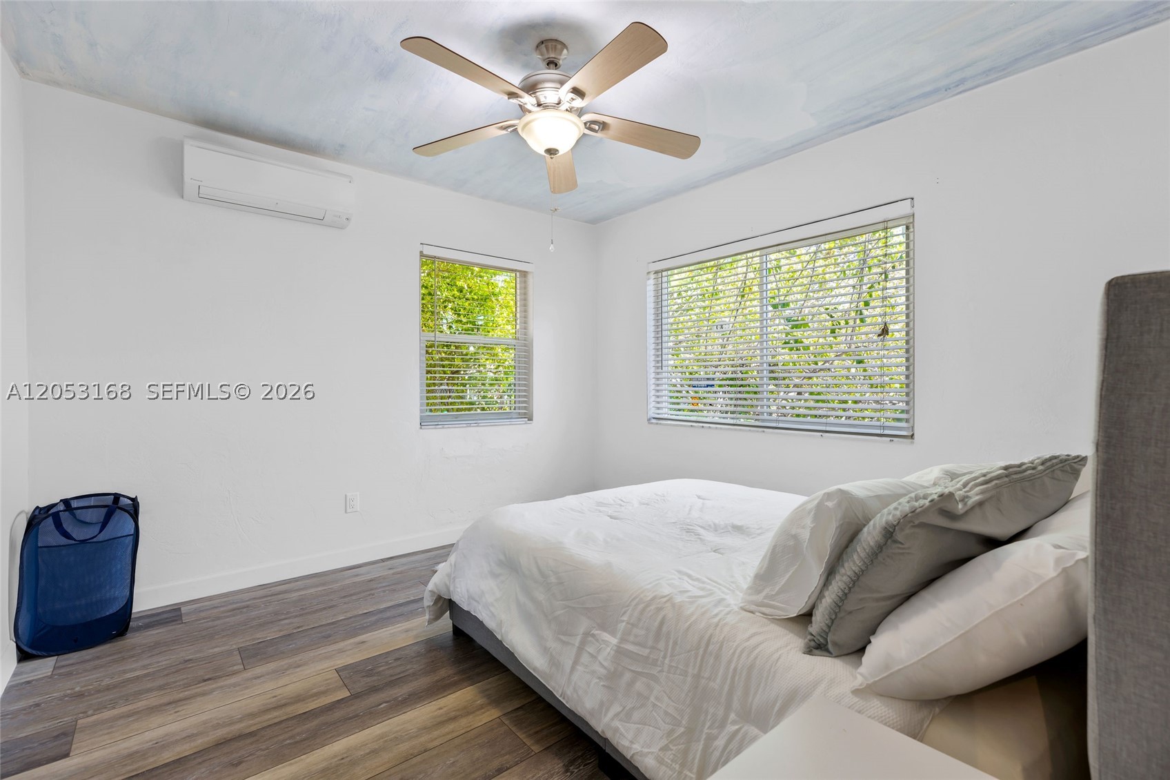 821 84th St, Miami Beach FL 33141