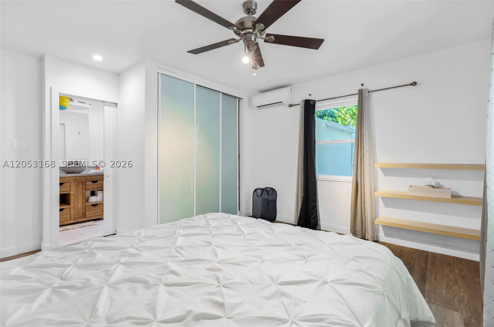 821 84th St, Miami Beach FL 33141
