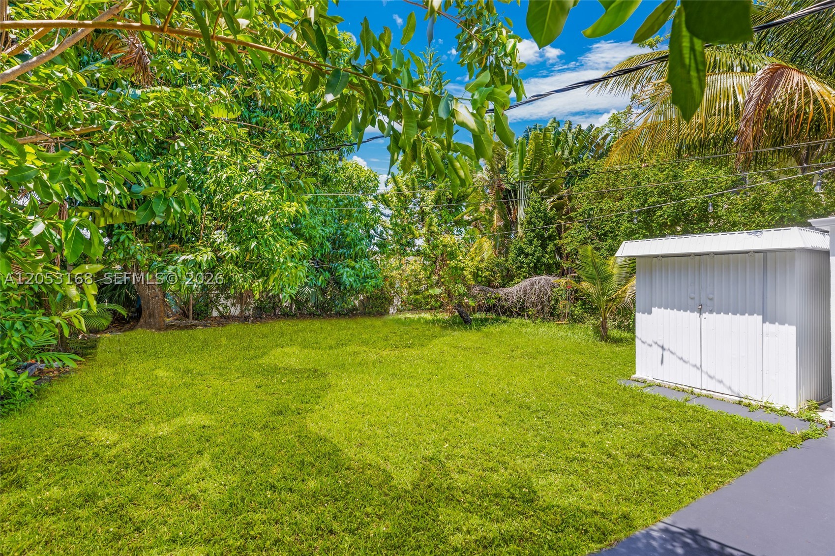 821 84th St, Miami Beach FL 33141
