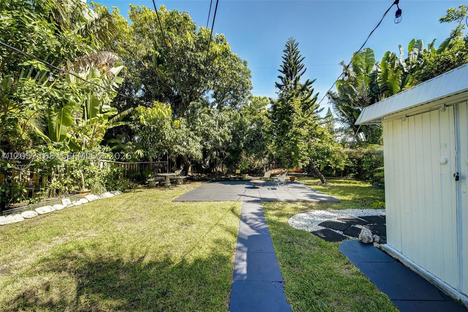 821 84th St, Miami Beach FL 33141