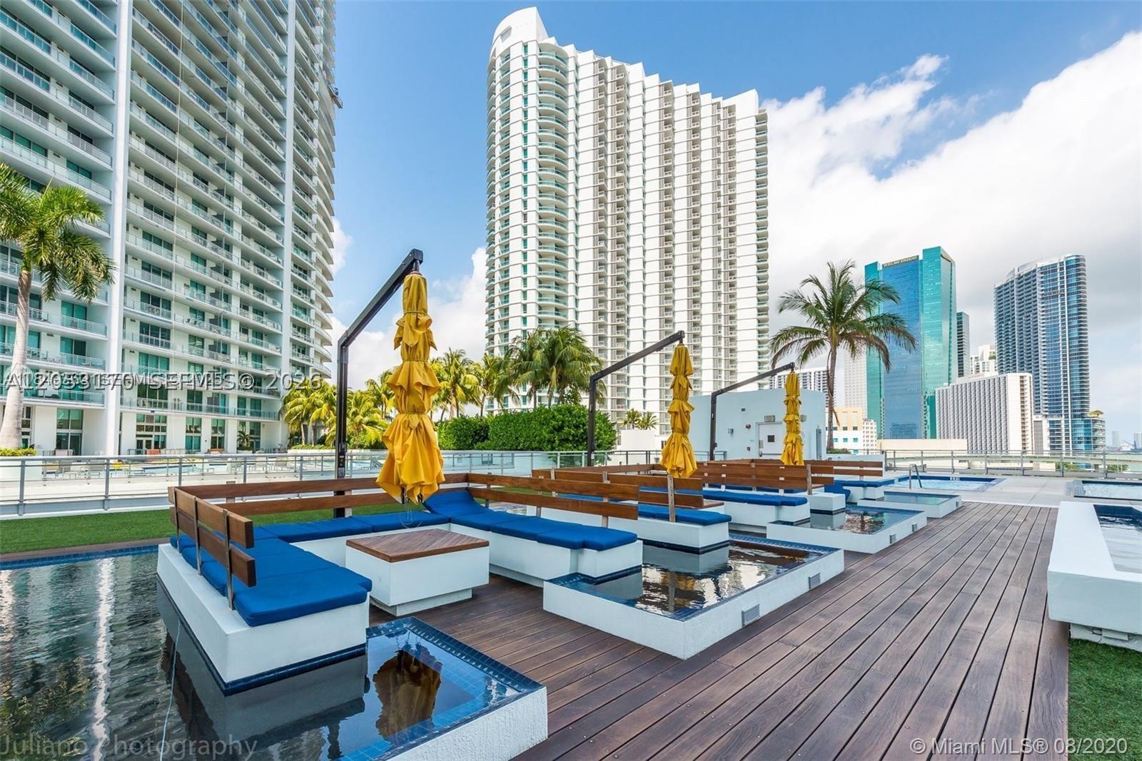 92 SW 3rd St #2510, Miami FL 33130
