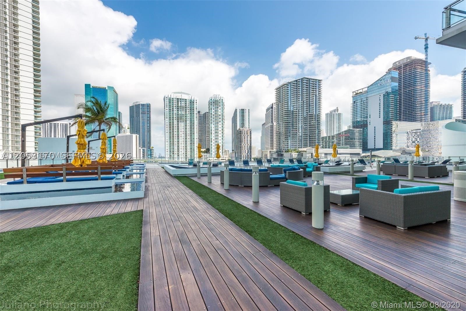 92 SW 3rd St #2510, Miami FL 33130