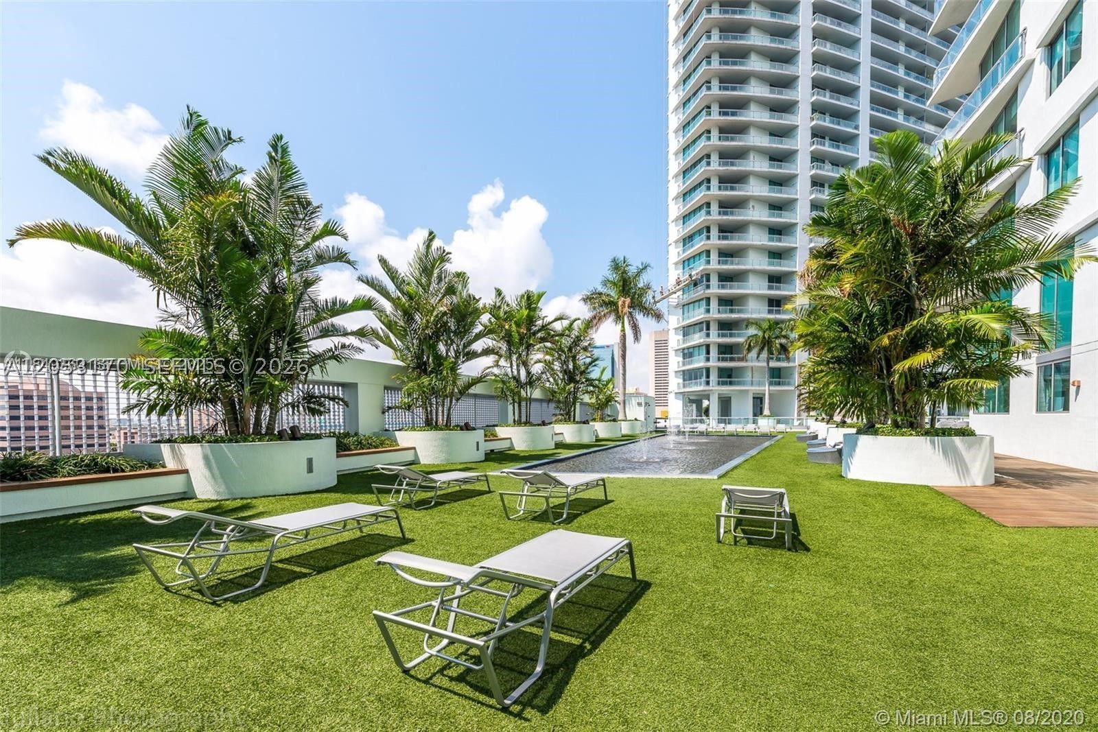 92 SW 3rd St #2510, Miami FL 33130