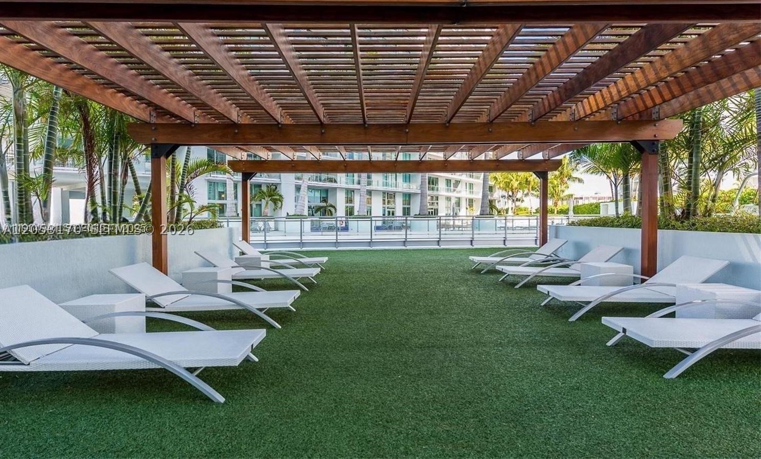 92 SW 3rd St #2510, Miami FL 33130