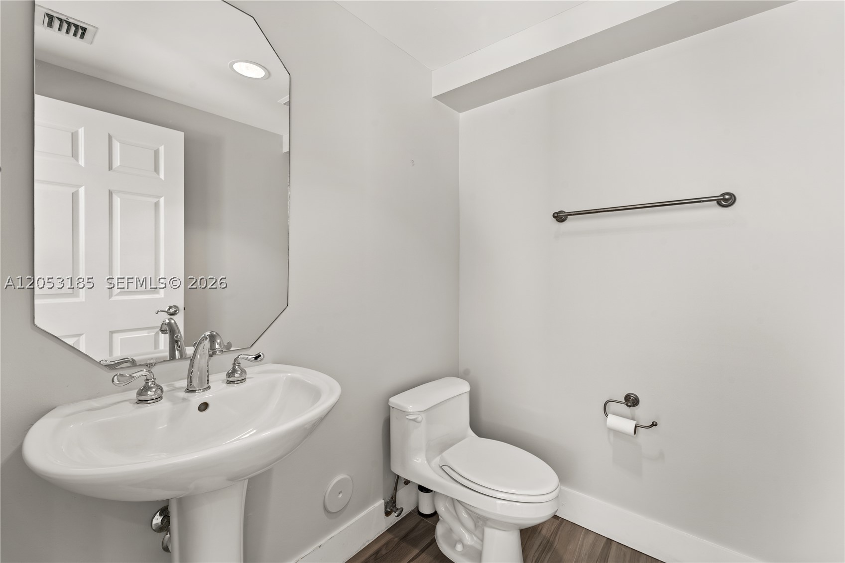 3110 NE 210th Ter, Aventura FL 33180