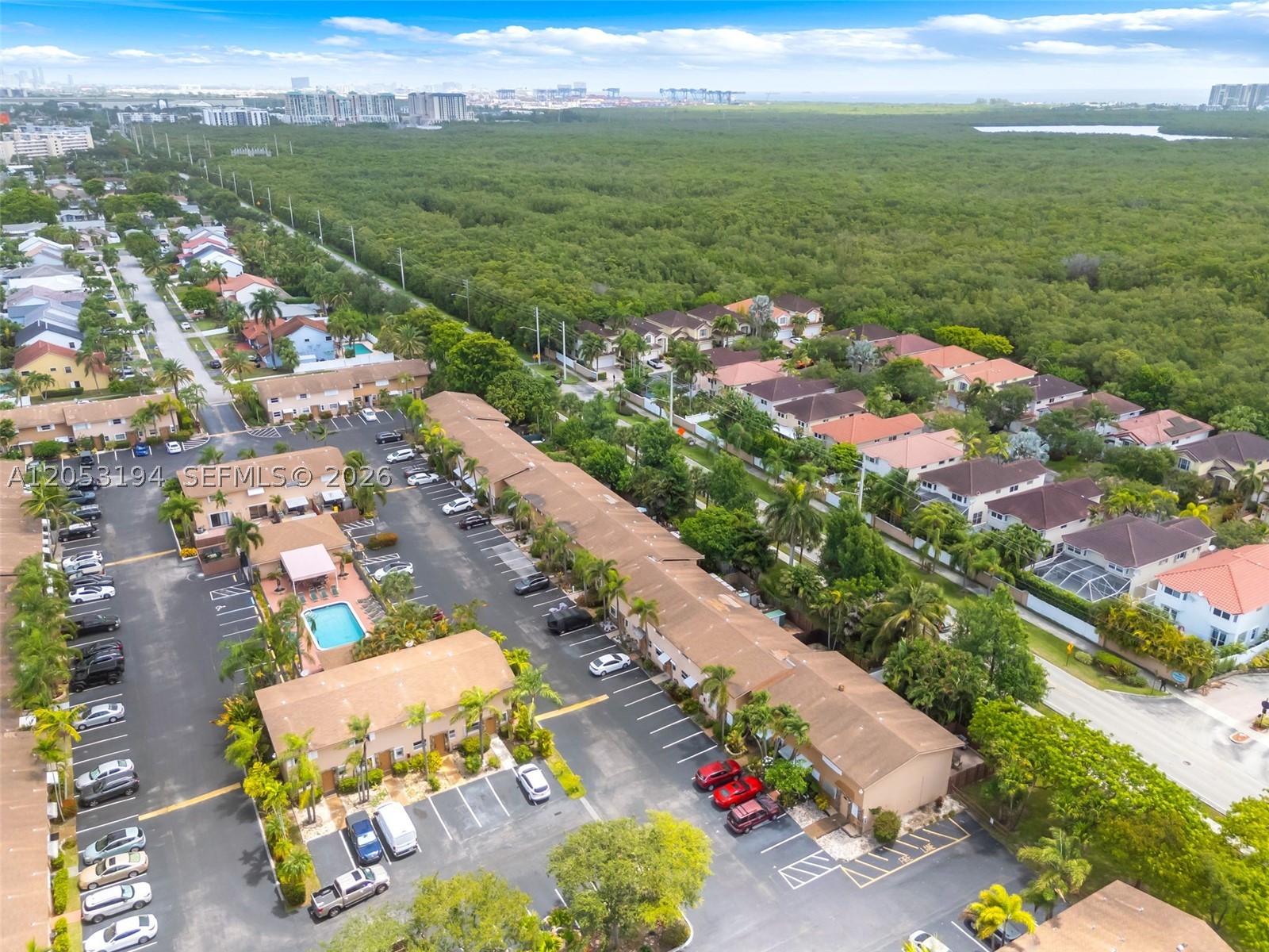 450 SE 7th St #261, Dania Beach FL 33004