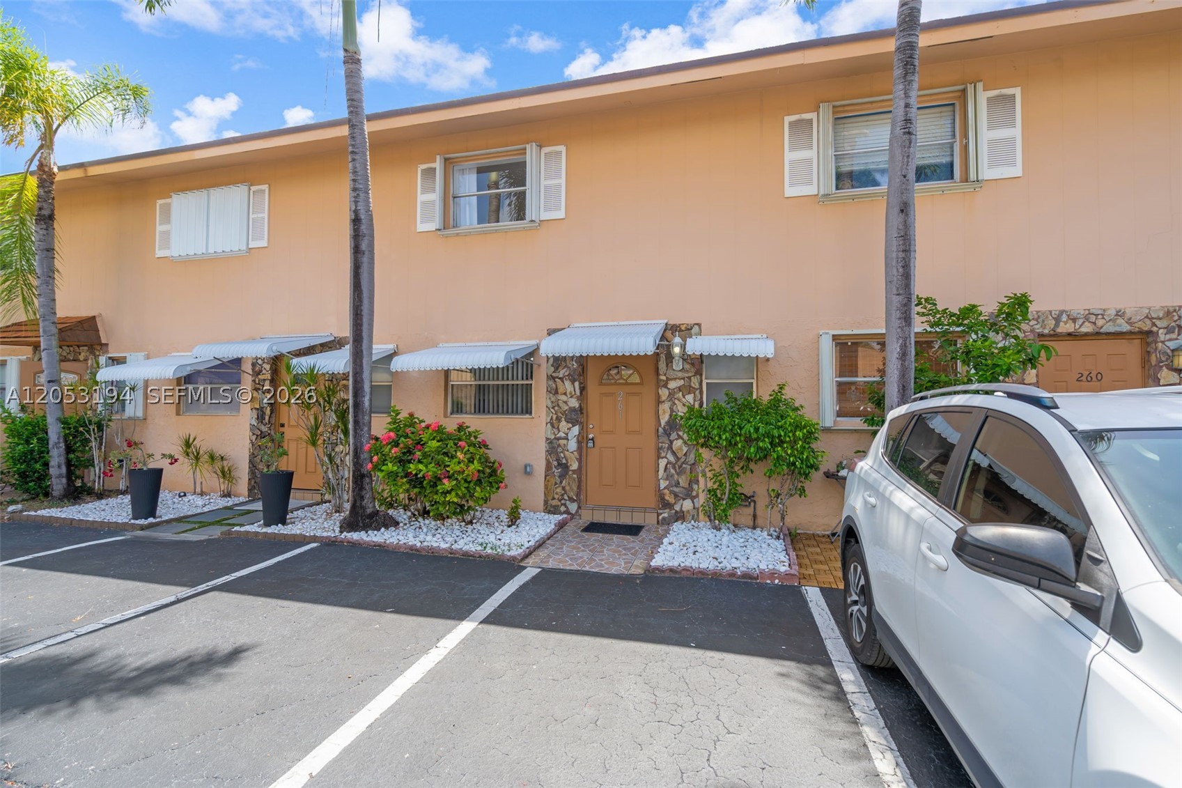 450 SE 7th St #261, Dania Beach FL 33004