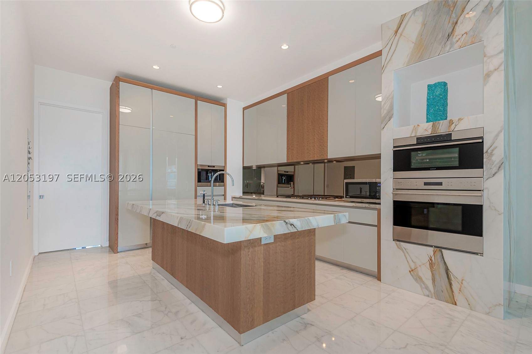 2821 S Bayshore Dr #7B, Coconut Grove FL 33133