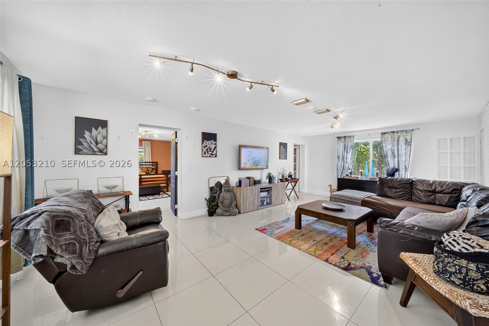 10141 SW 46th St, Miami FL 33165
