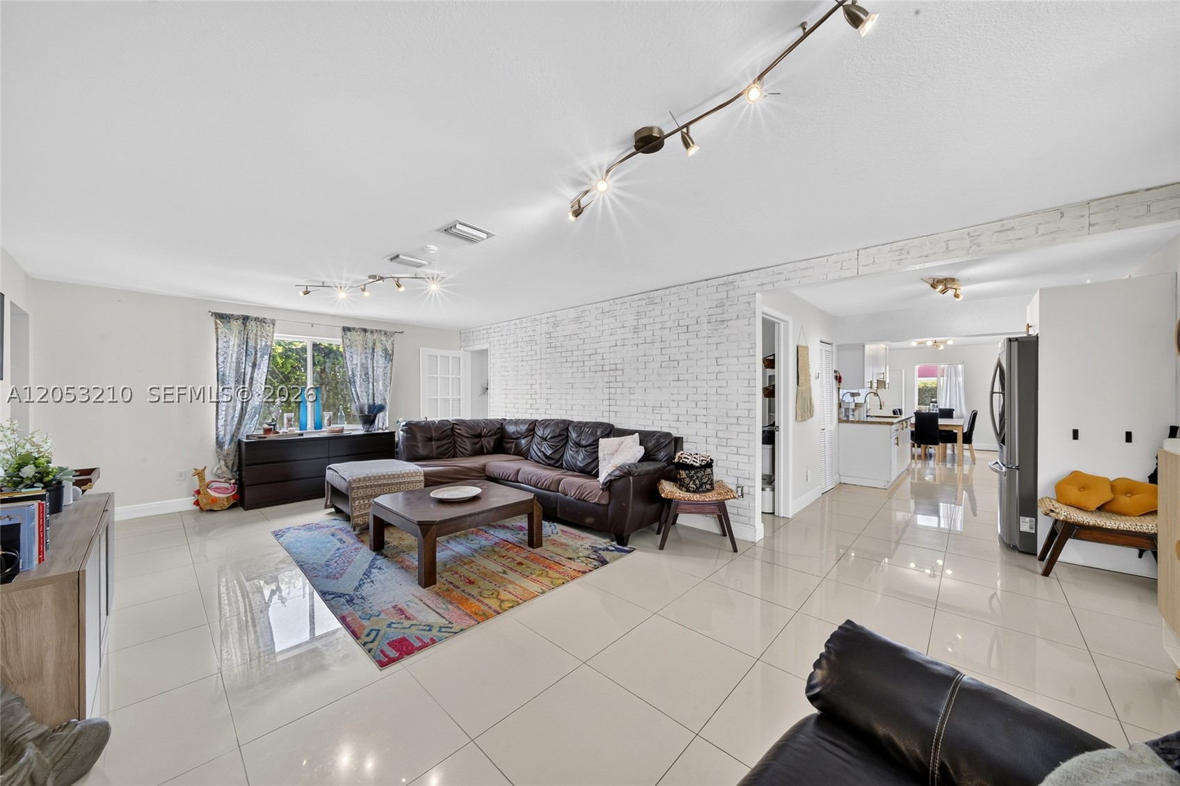 10141 SW 46th St, Miami FL 33165
