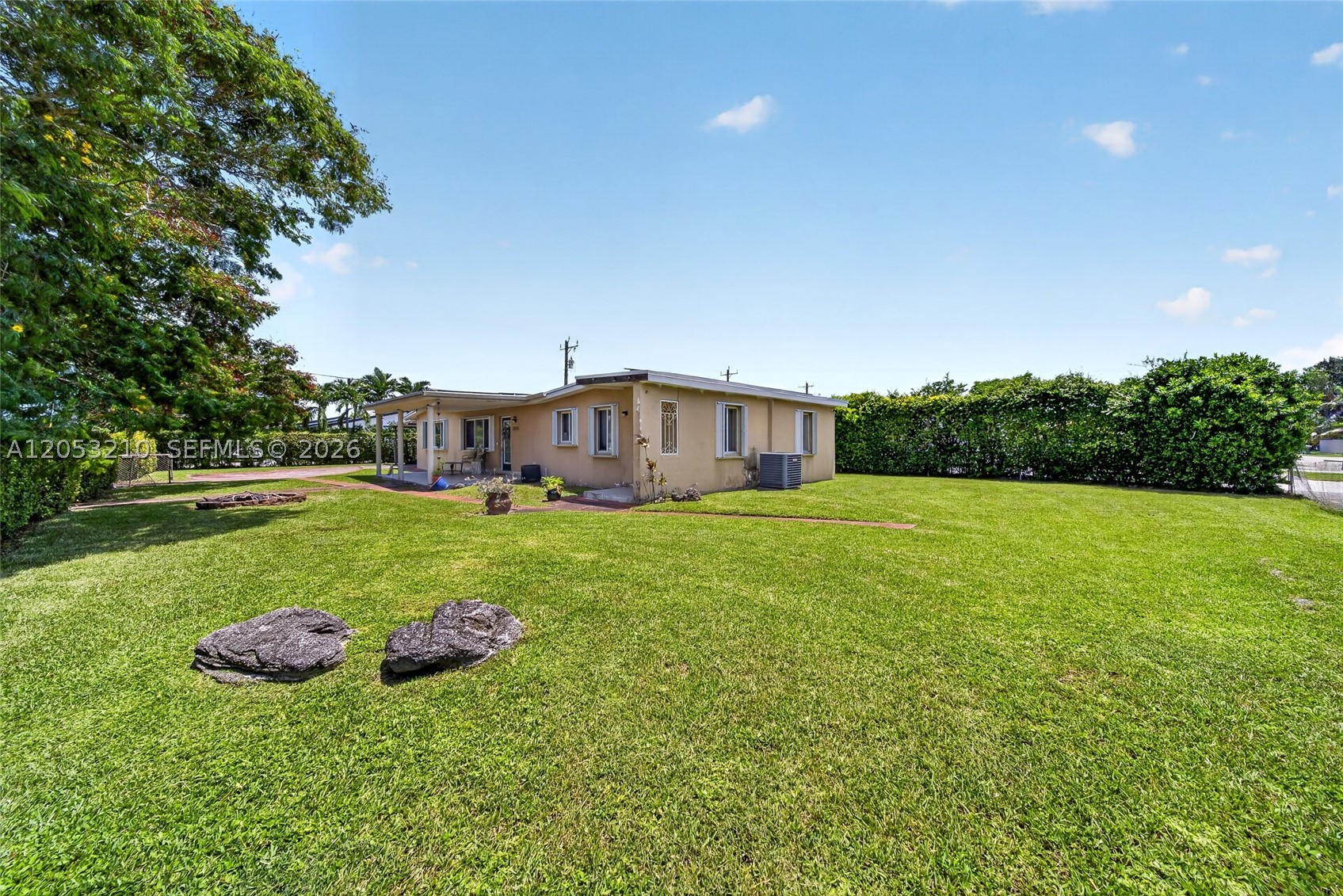 10141 SW 46th St, Miami FL 33165