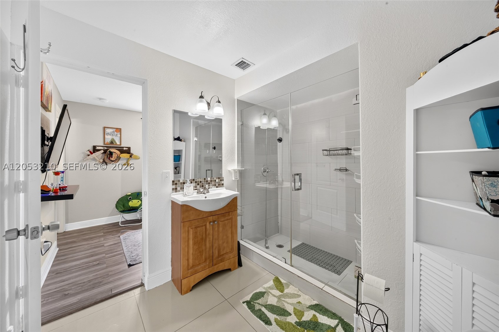 10141 SW 46th St, Miami FL 33165