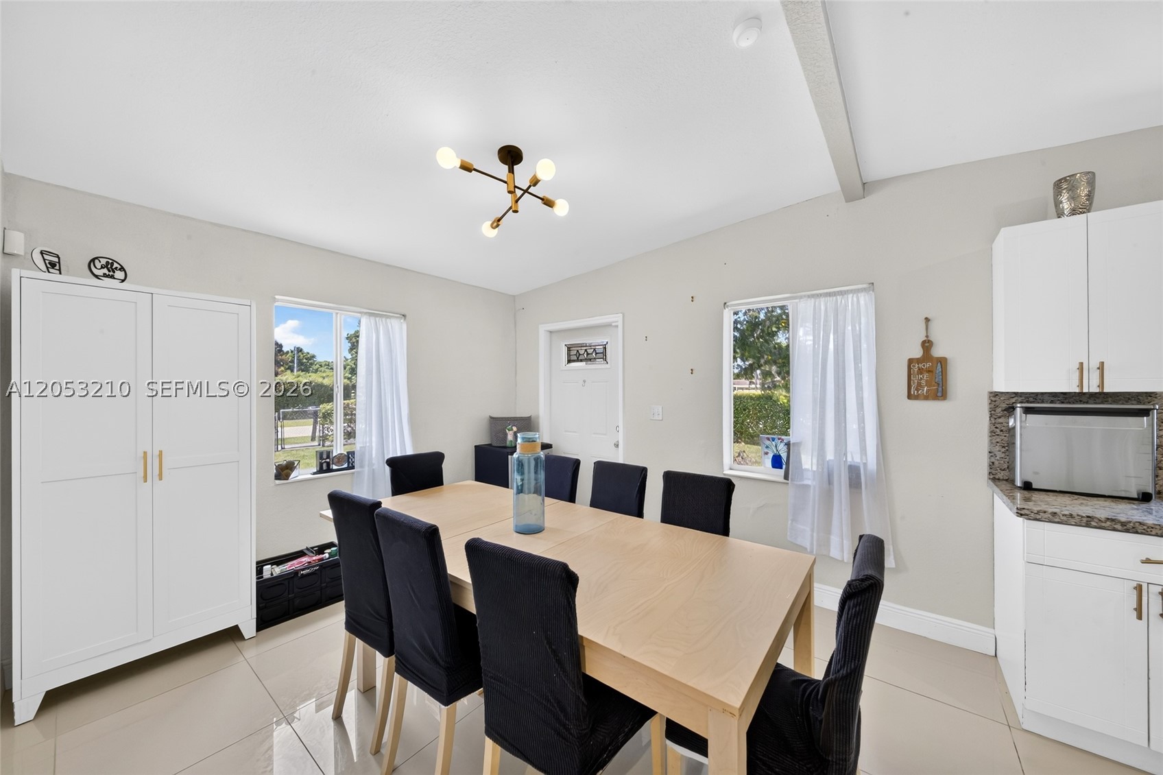 10141 SW 46th St, Miami FL 33165