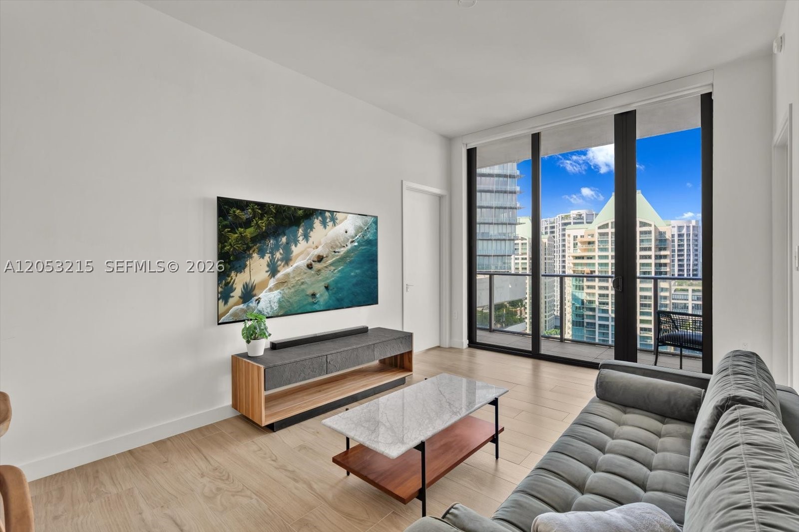 2678 Tigertail Ave #1605, Miami FL 33133