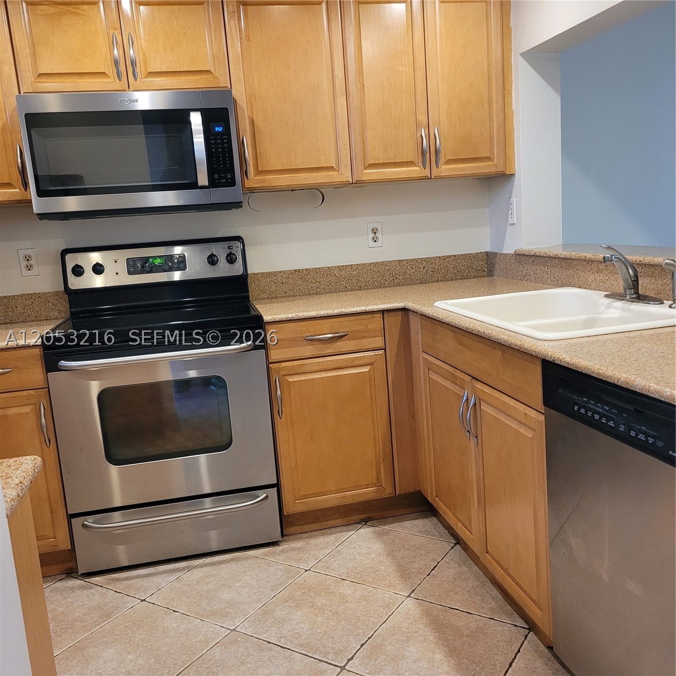 1811 Sabal Palm Dr #306, Davie FL 33324