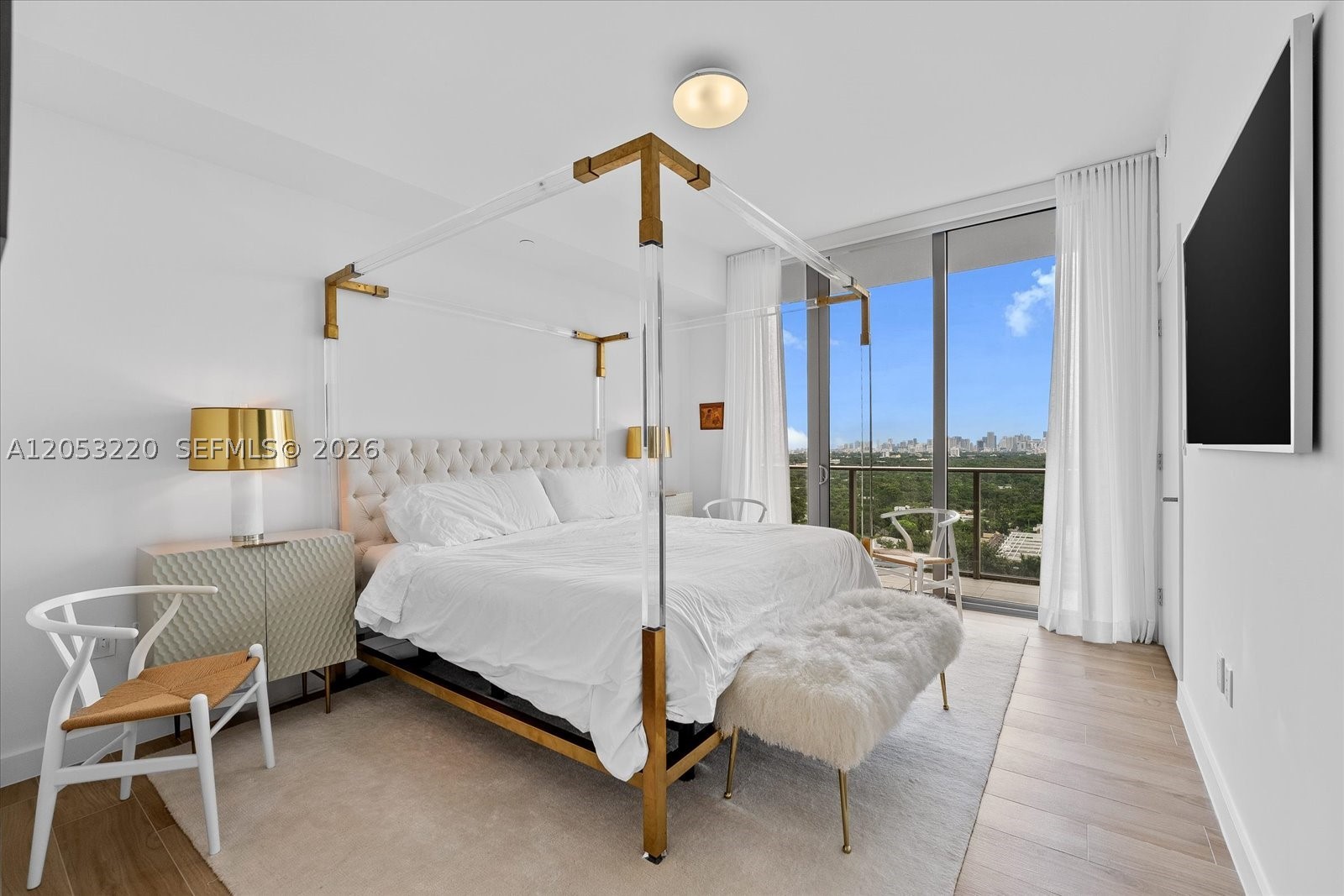 2678 Tigertail Ave #1508, Miami FL 33133