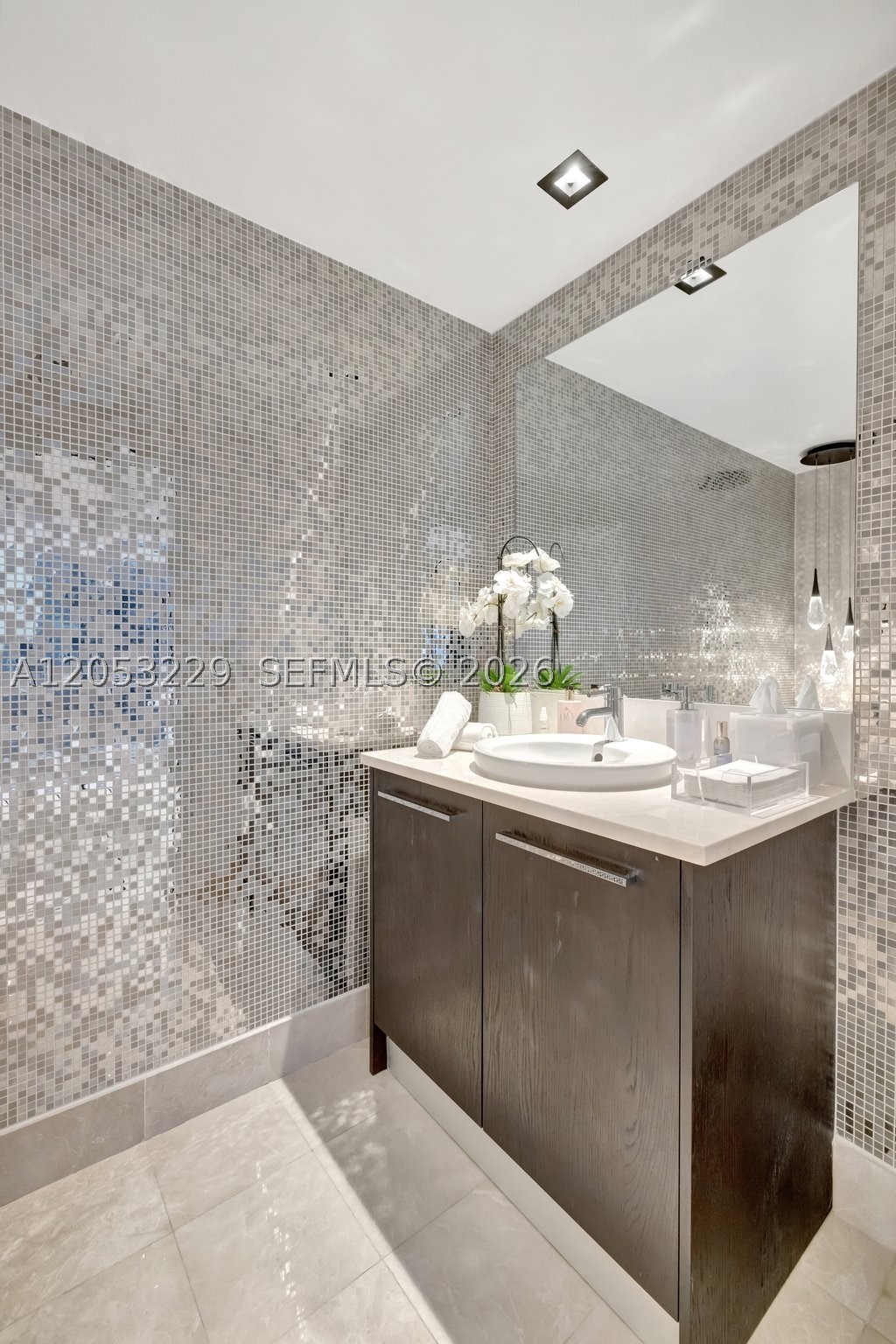 17121 Collins Ave #808, Sunny Isles Beach FL 33160