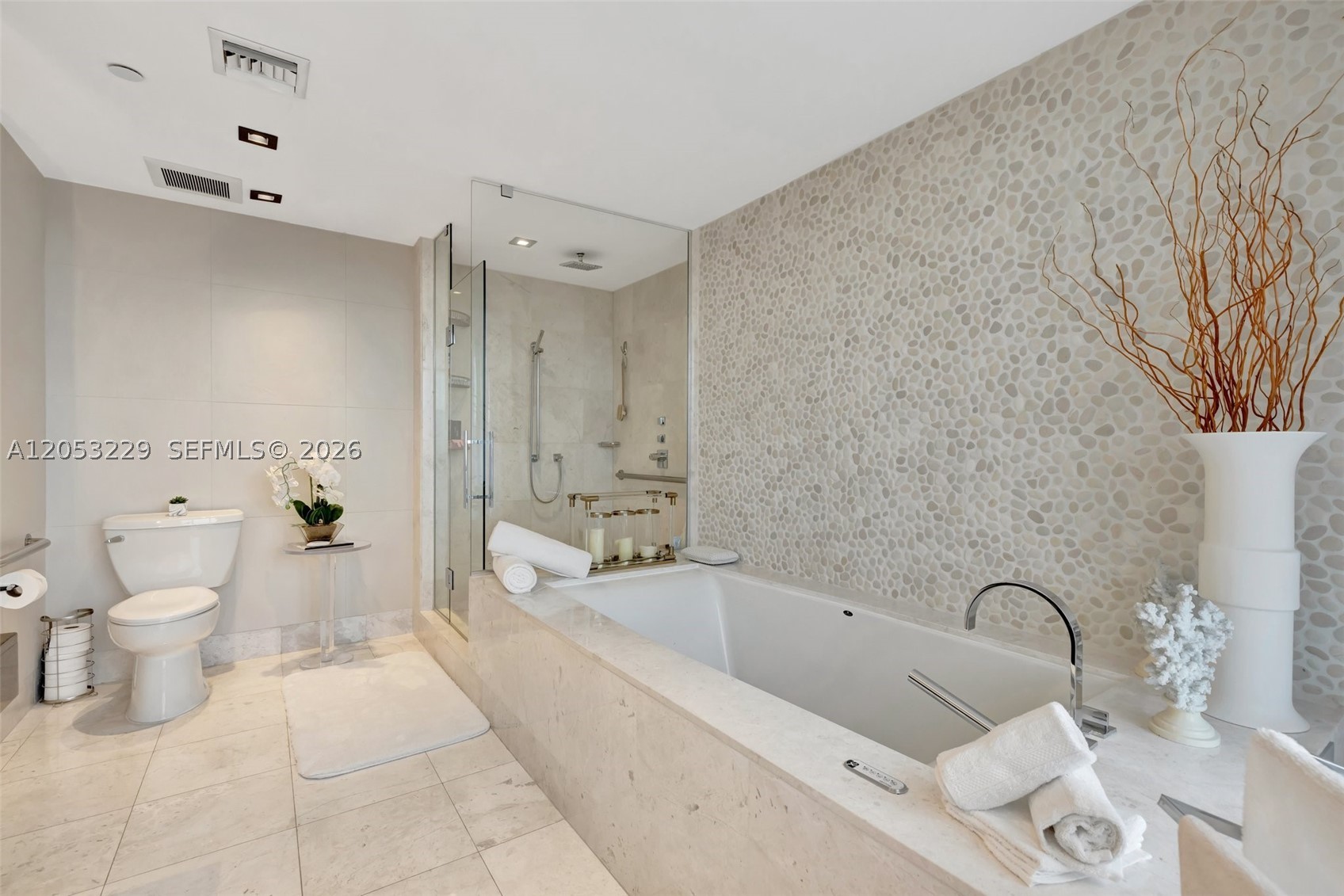 17121 Collins Ave #808, Sunny Isles Beach FL 33160