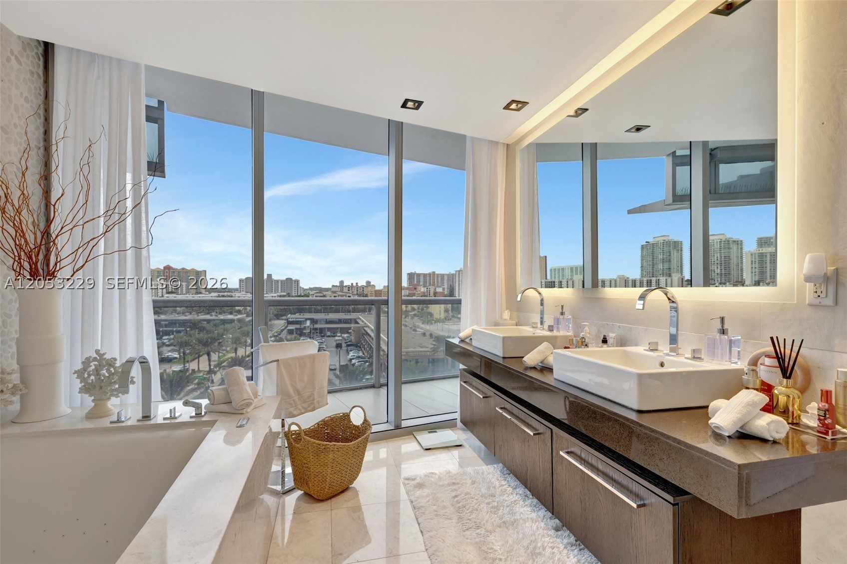 17121 Collins Ave #808, Sunny Isles Beach FL 33160