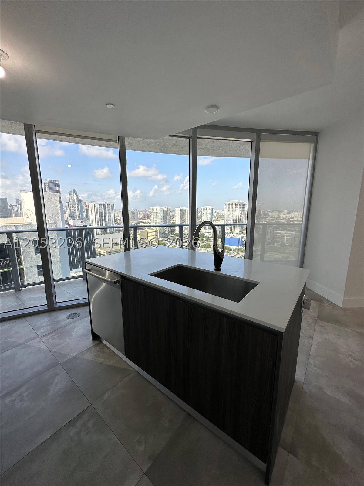 488 NE 18th St #3500, Miami FL 33132